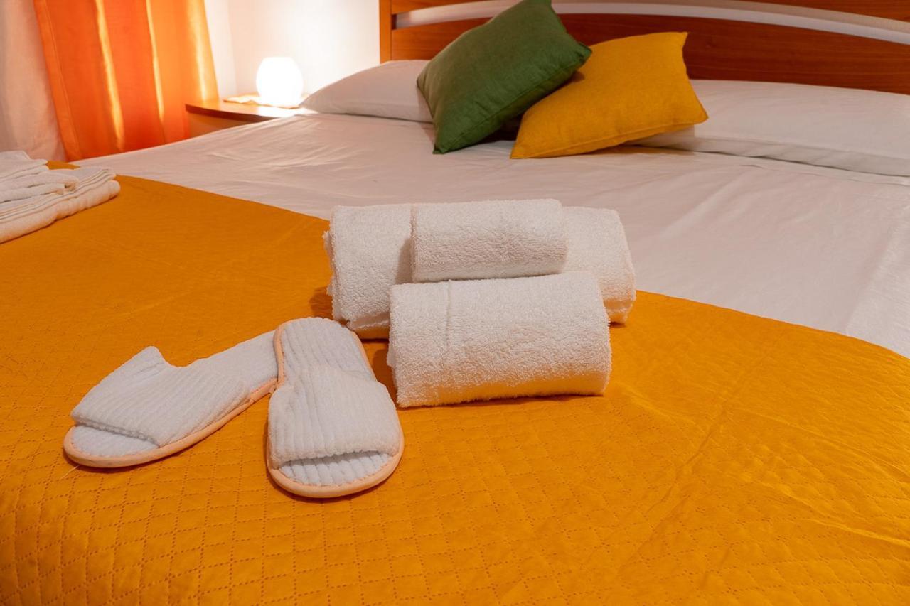 Caccamo Casa Lachesi מראה חיצוני תמונה
